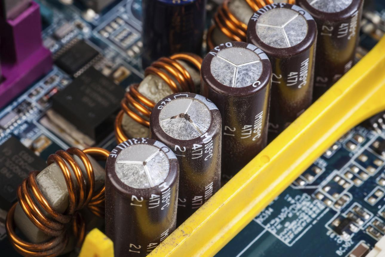 How Long Do Industrial Power Supplies Really Last? - Environmental Factors: The Silent Accelerators of Failure