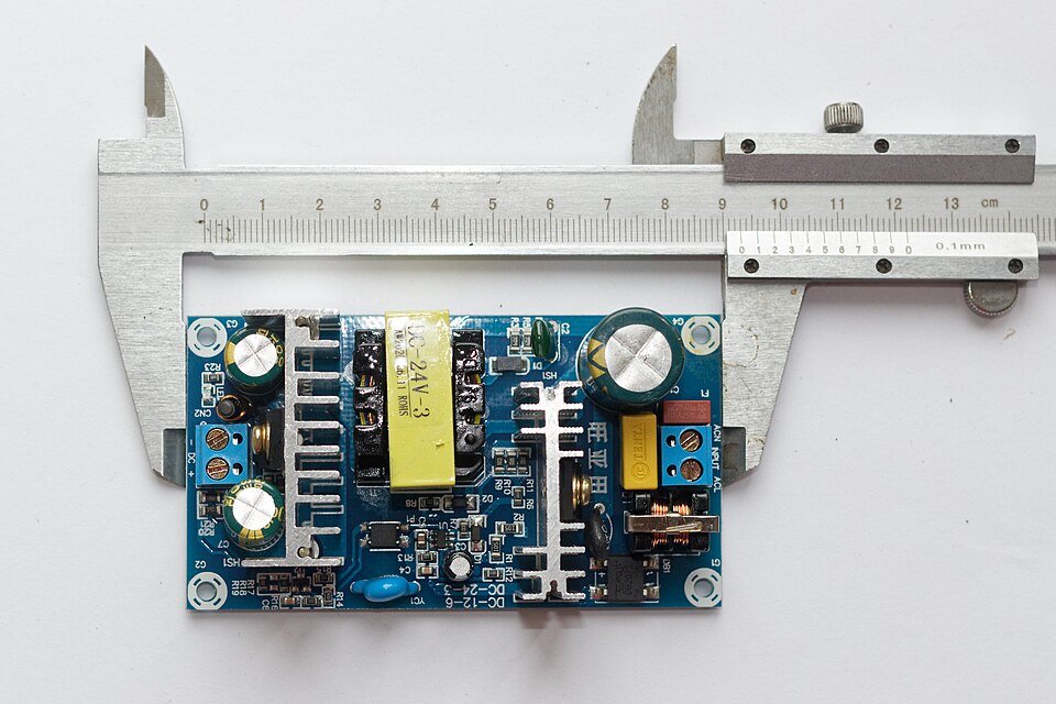 How to Choose the Right Power Supply Topology Before Starting an SMPS Design preview
