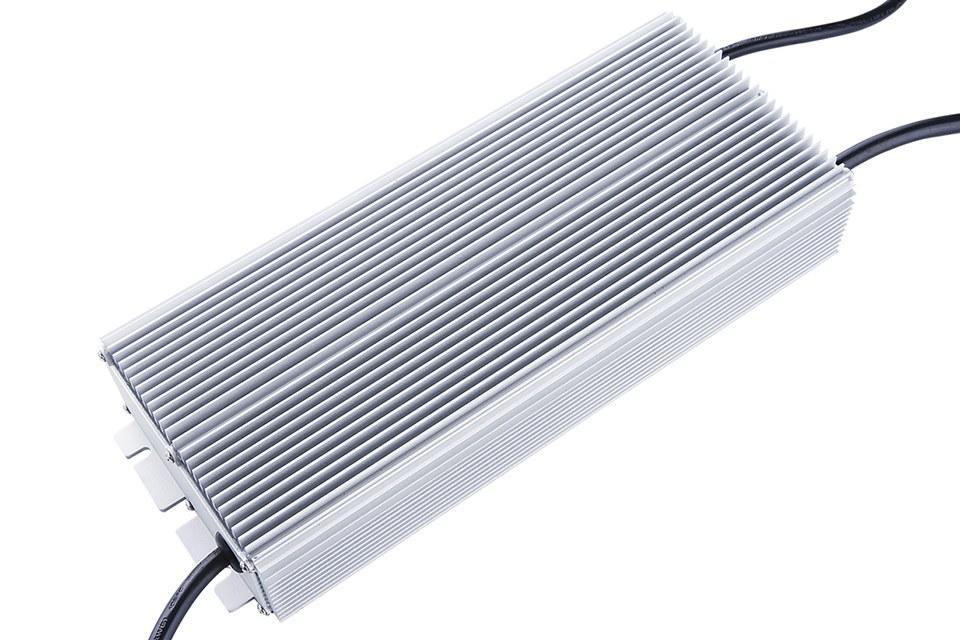 Switching vs Linear vs Capacitive LED Drivers: Which Power Supply Design Really Delivers Long-Term Reliability? - What Direction Is the LED Driver Industry Moving Toward?
