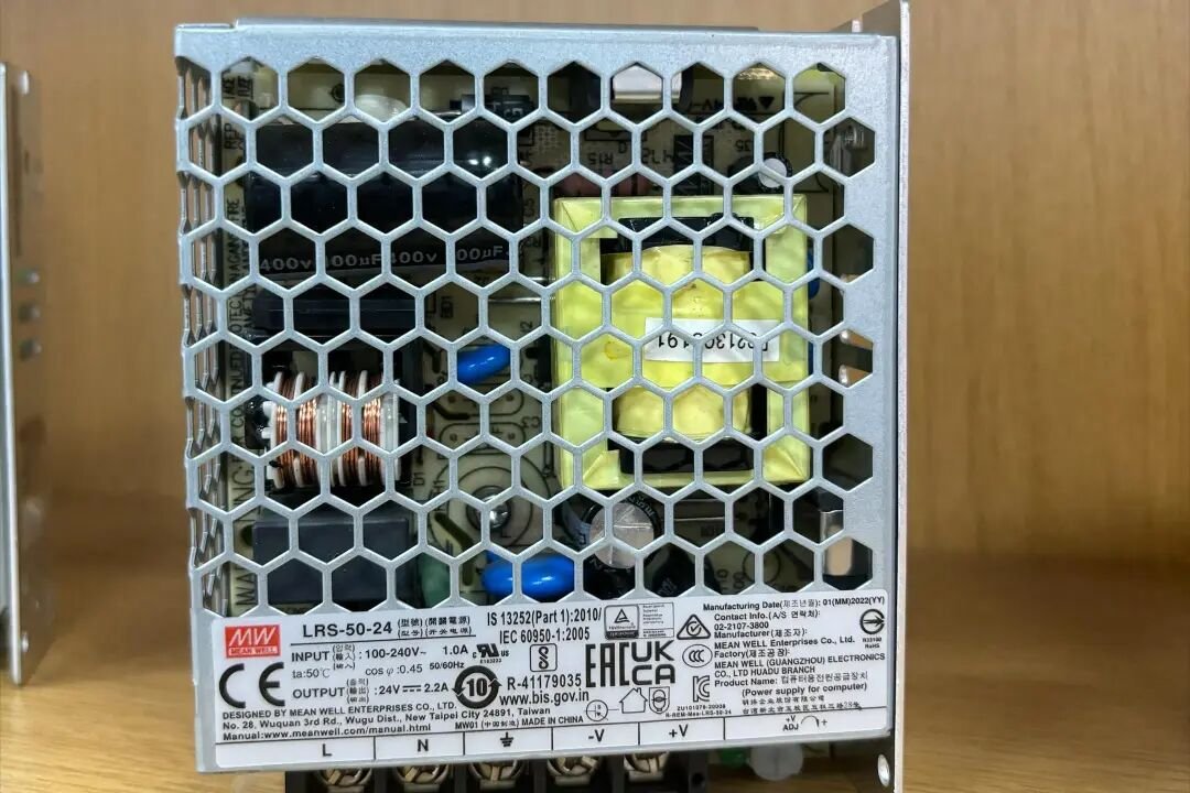 What Components Are Inside a Switching Power Supply? A Complete Industrial SMPS Guide for Engineers, OEMs, and Equipment Manufacturers preview
